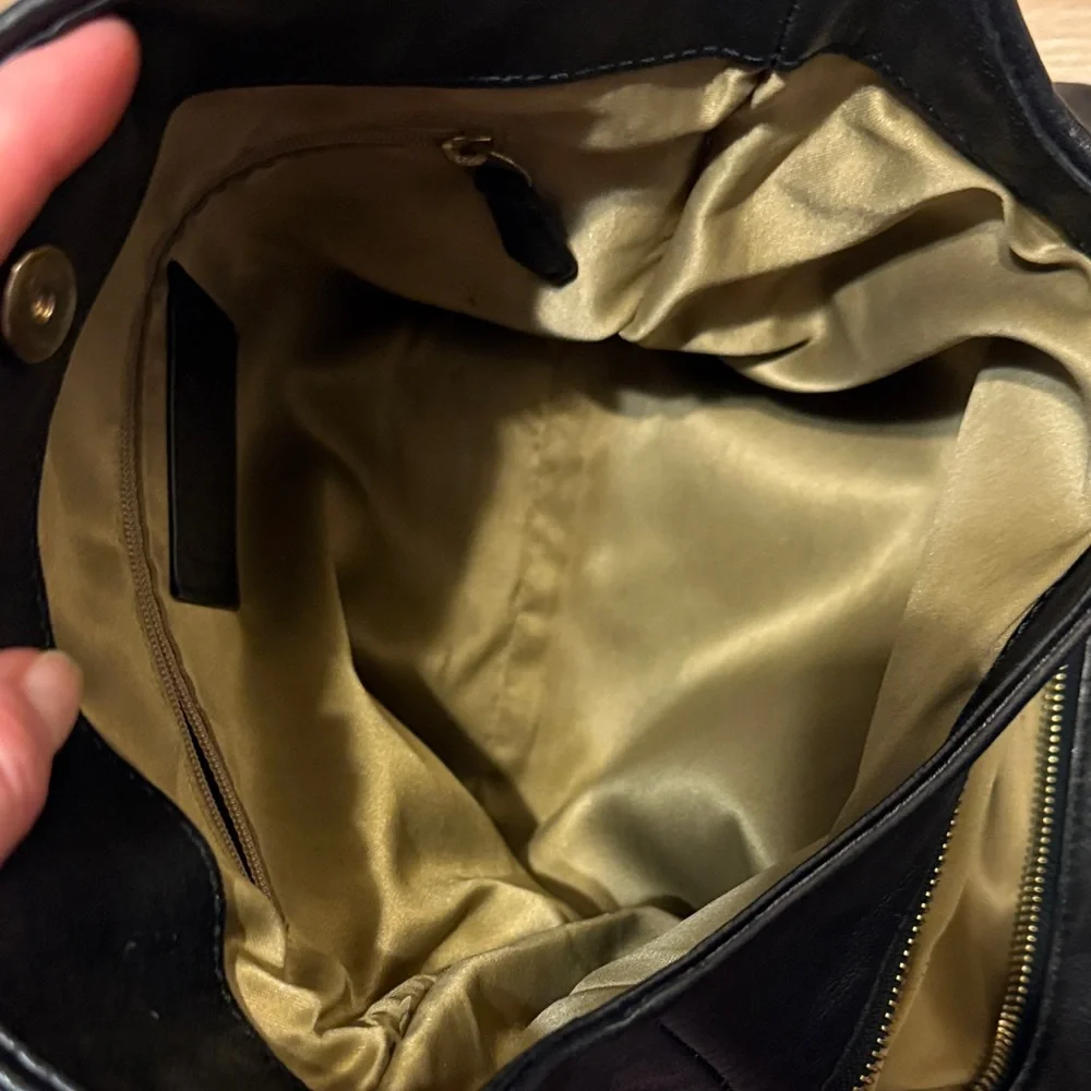 Elegant Coach Tan and Black Women's Bag - Picture 8 of 13